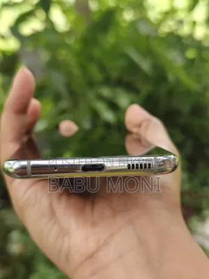 Samsung Galaxy S20 128 GB হোয়াইট