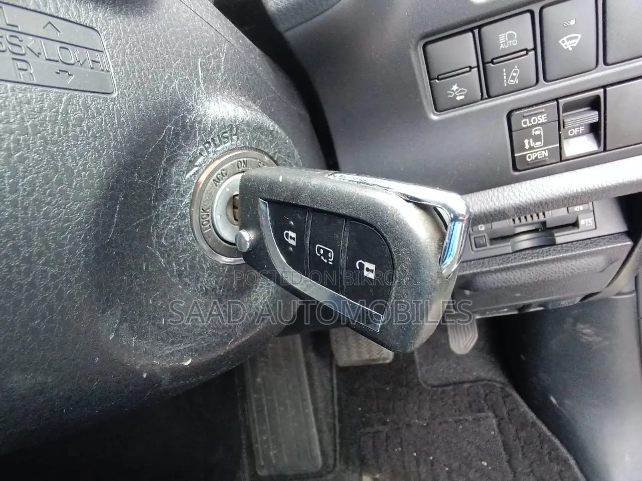 Toyota Noah 2.0 FWD (8 Seater) 2021 Pearl