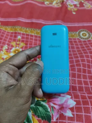 Samsung Guru Music 2