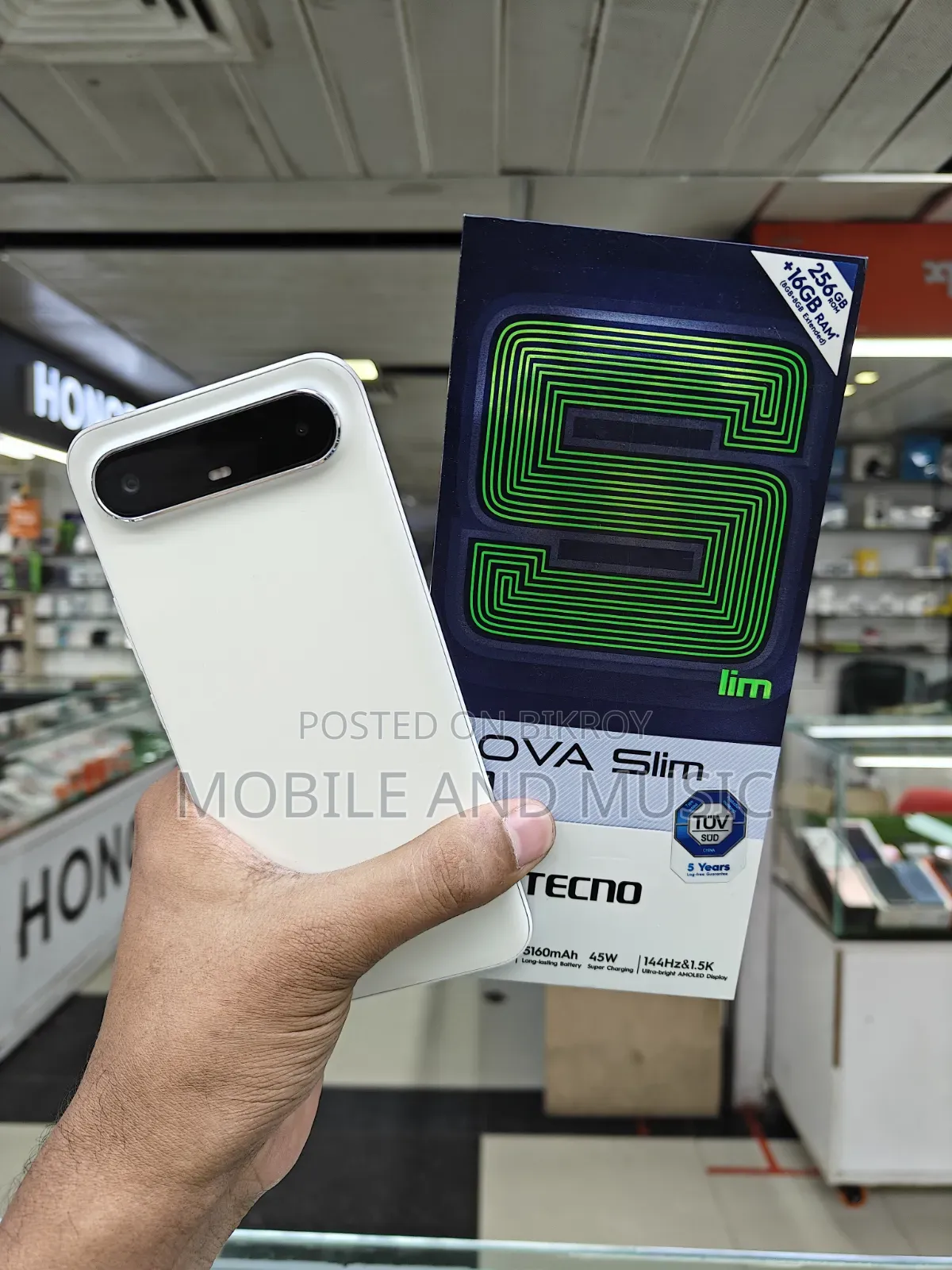 Tecno Pova 128 GB White