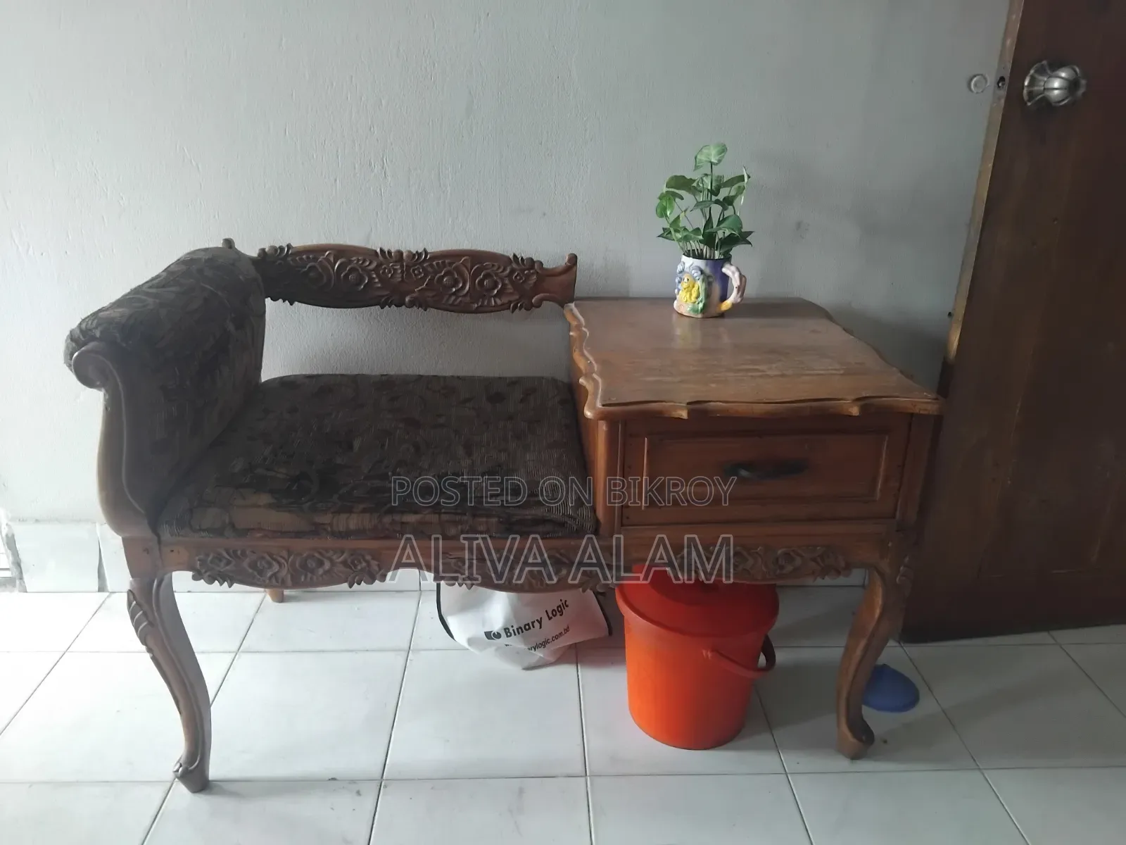 Telephone Chair