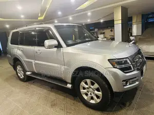 Mitsubishi Pajero Super Exceed 2006 Silver