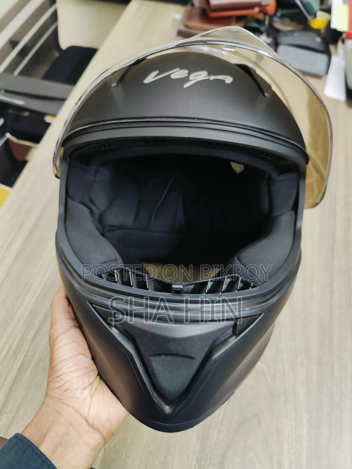 Vega Bolt Dx M Size