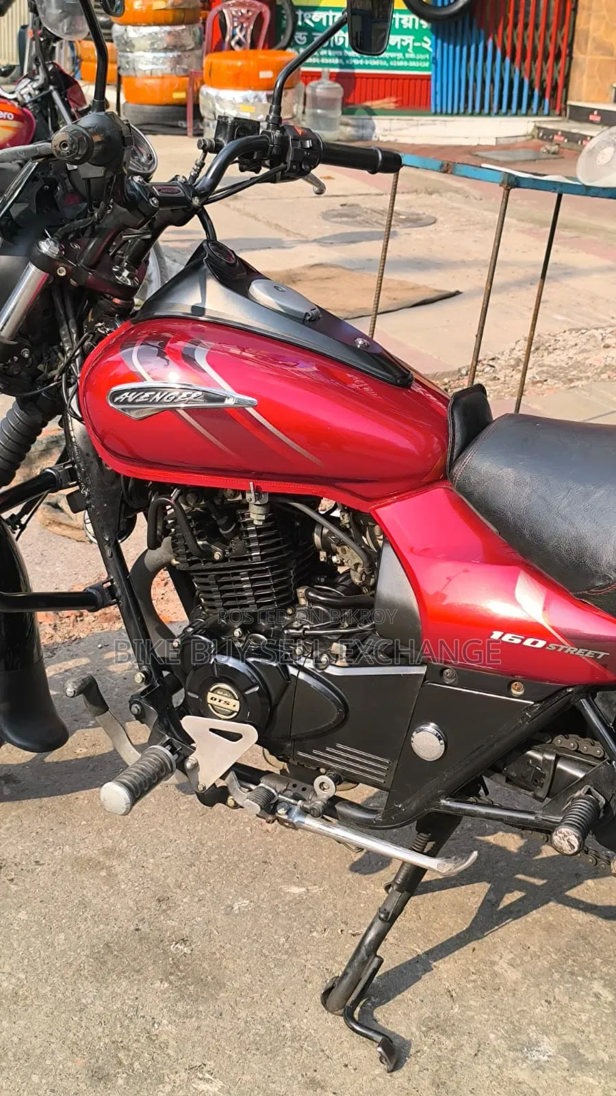 Bajaj Avenger 160 Street 2021 Red