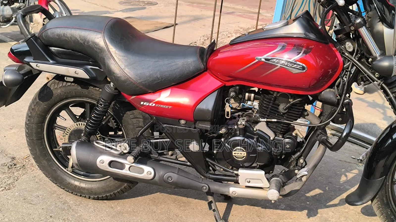Bajaj Avenger 160 Street 2021 Red
