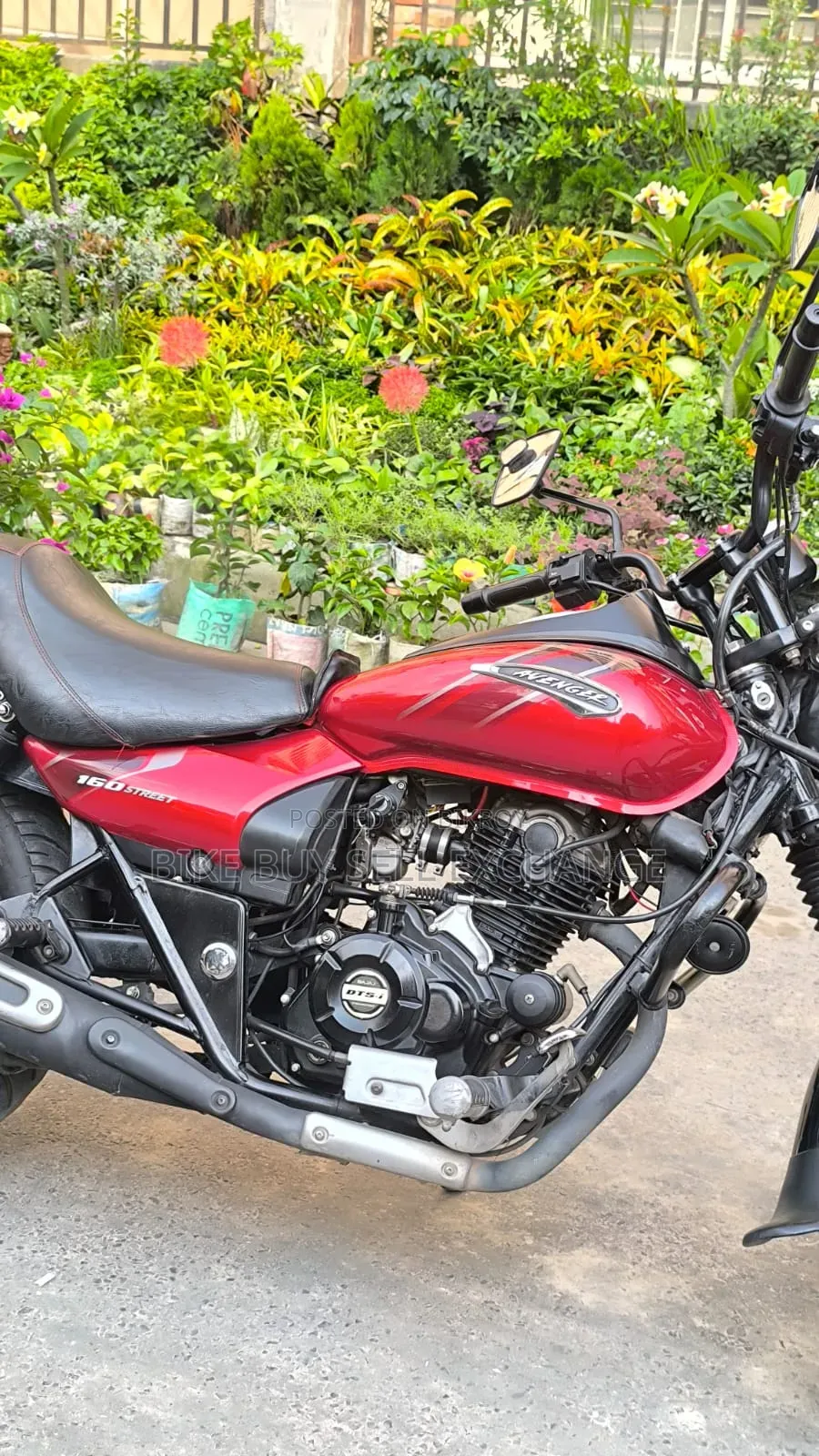 Bajaj Avenger 160 Street 2021 Red