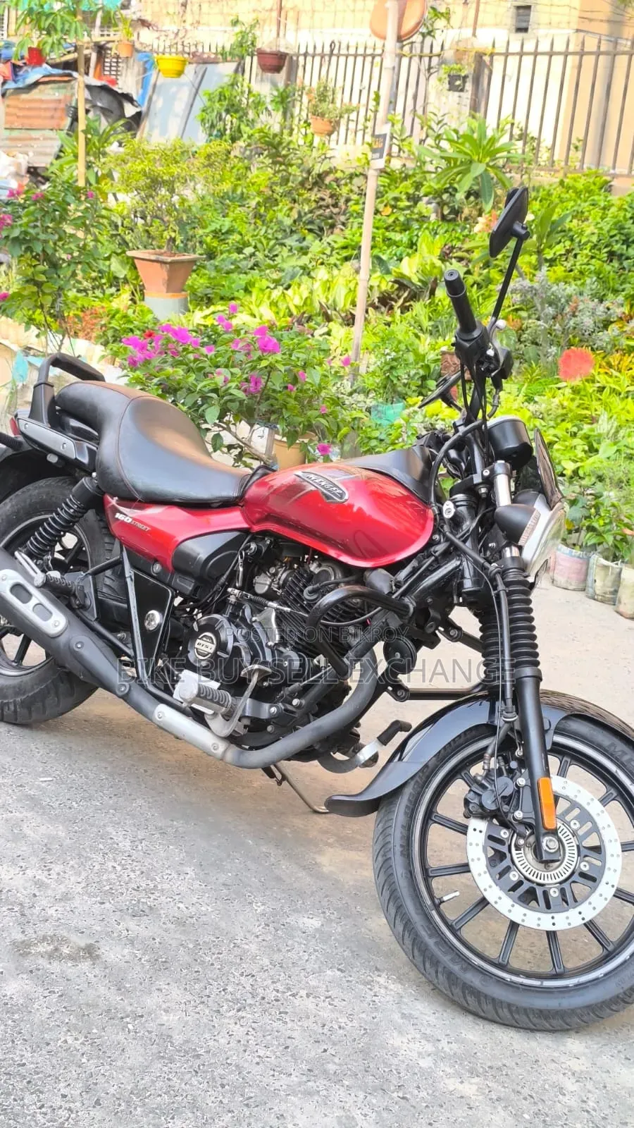 Bajaj Avenger 160 Street 2021 Red