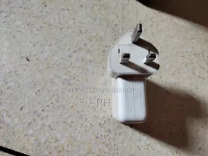 61w Usb-C Power Adapter( Mackbook)