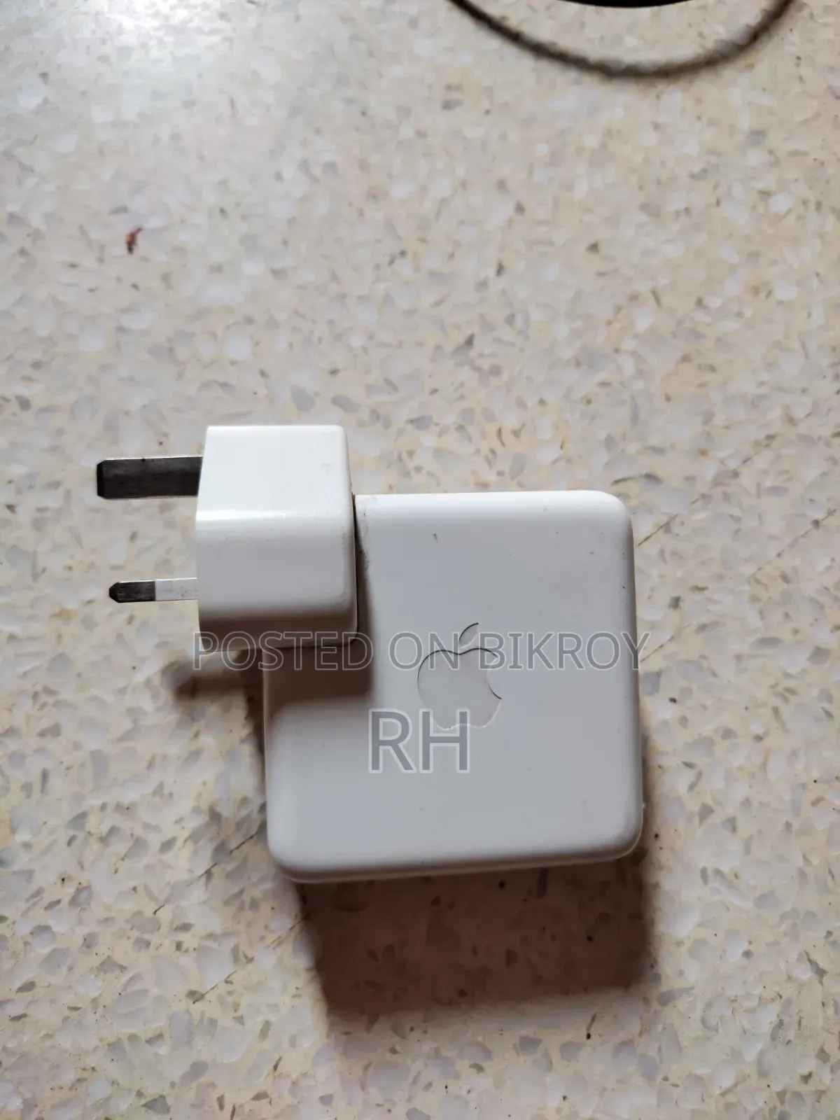 61w Usb-C Power Adapter( Mackbook)