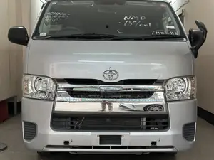 Toyota HiAce 2021 Silver