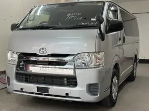 Toyota HiAce 2021 Silver