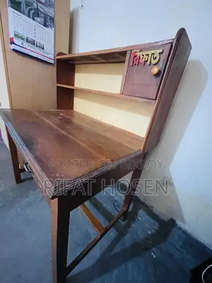 Mahogany wood table for sale.