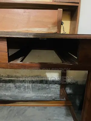 Mahogany wood table for sale.