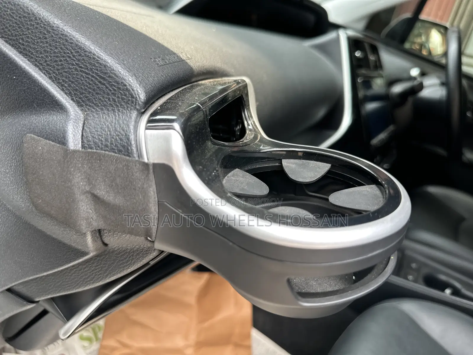 Toyota Prius Limited FWD 2020 Pearl