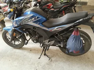 Honda Hornet 2022 Blue
