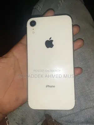 Apple iPhone XR 128 GB Red