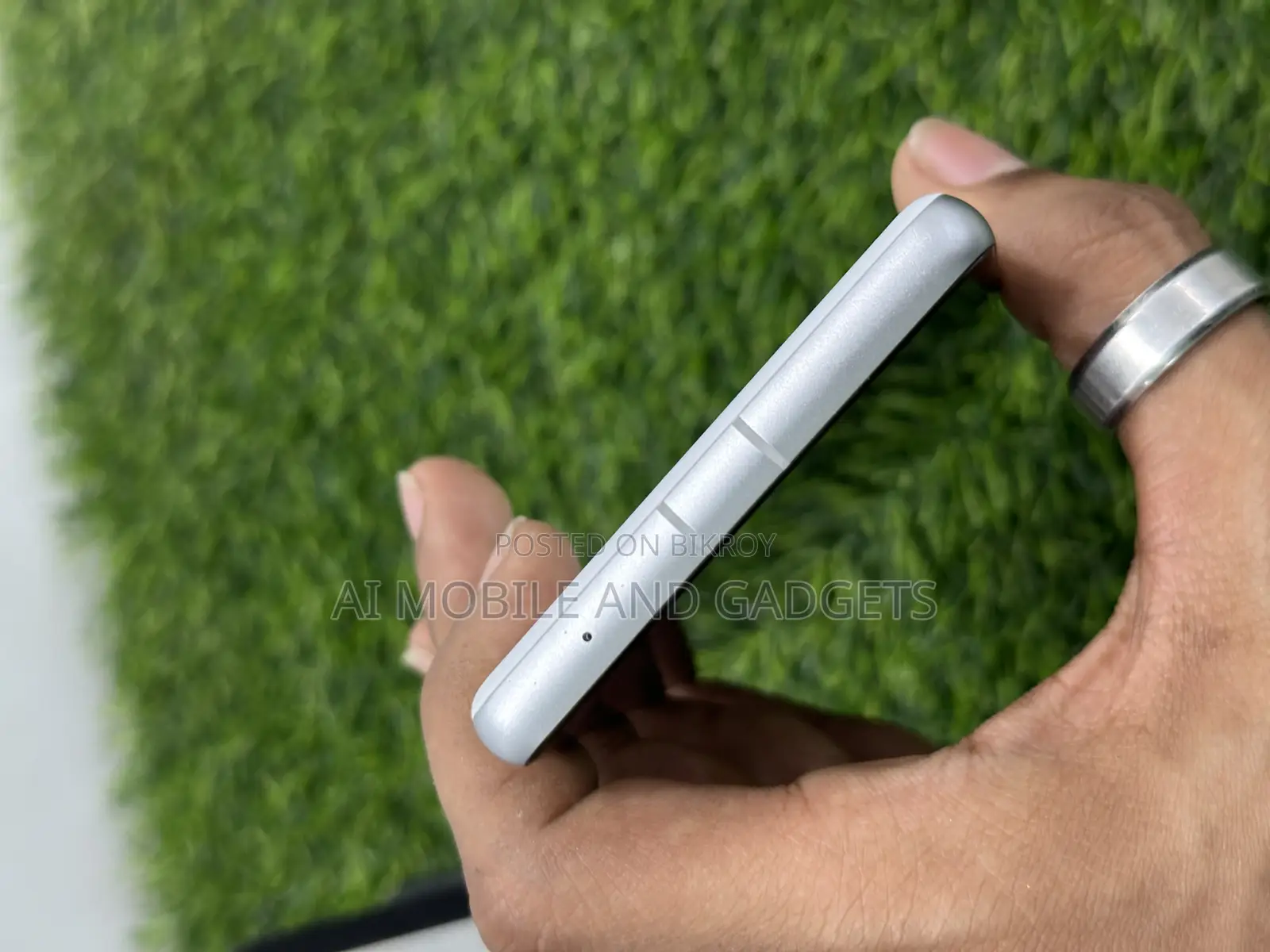 Google Pixel 7a 128 GB White