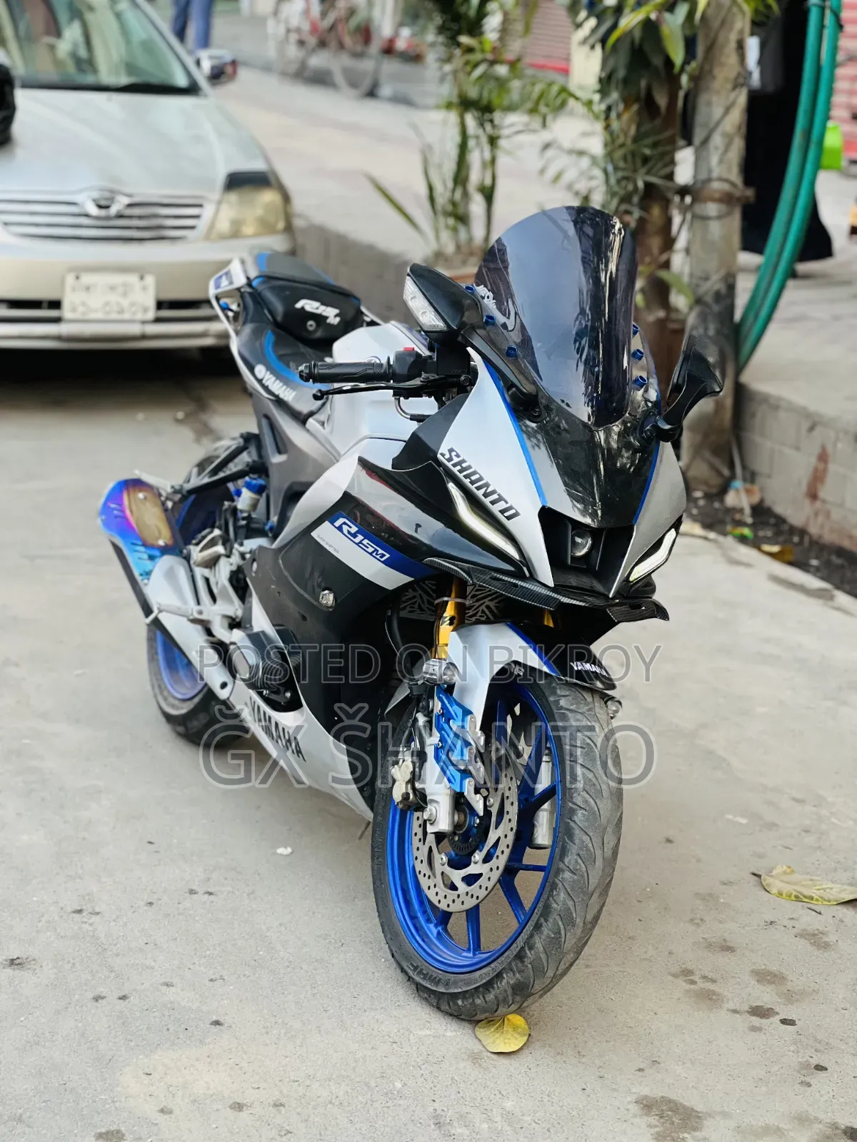 New Yamaha R1 2024 Black