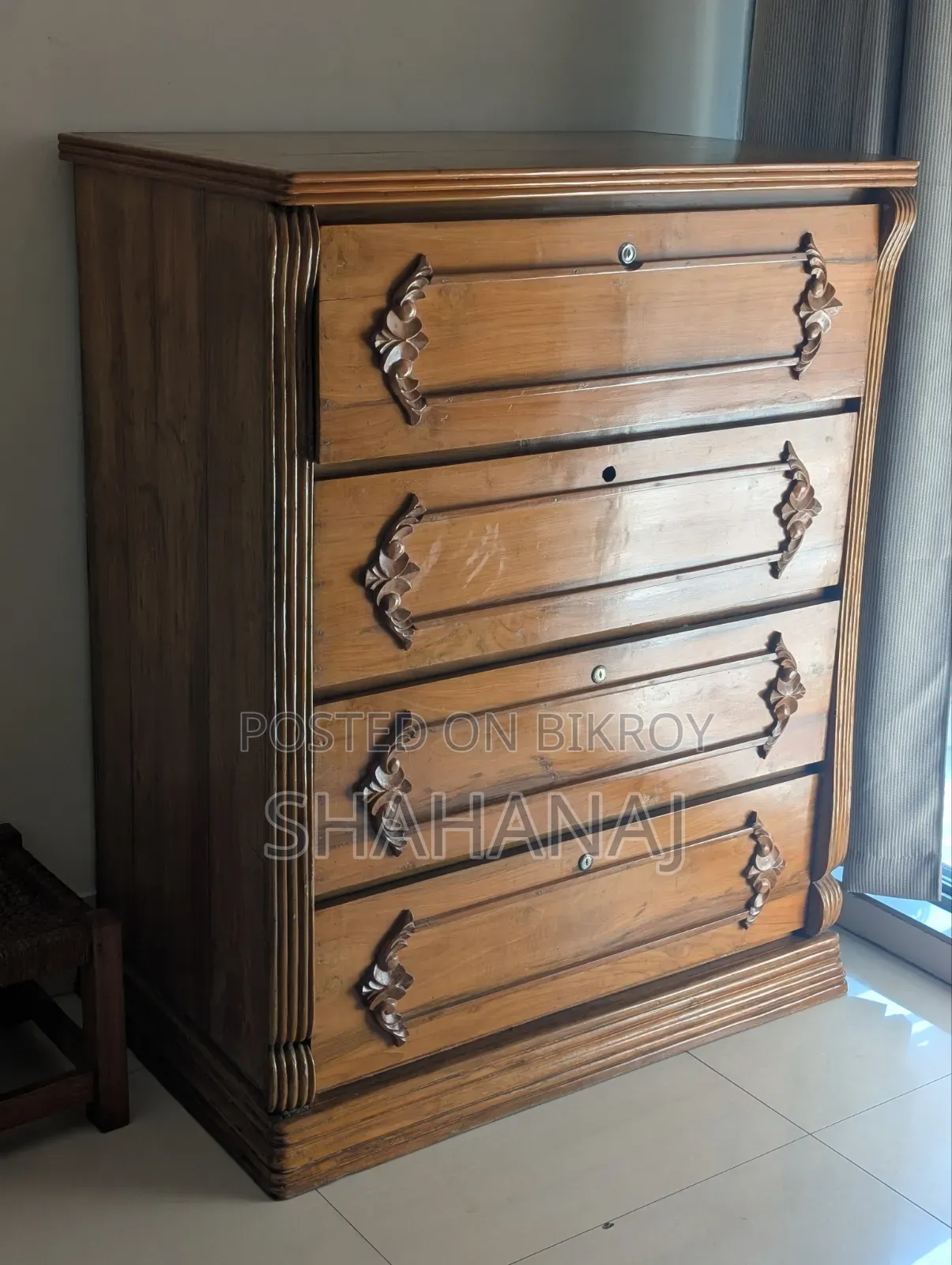 সেগুন কাঠের ওয়ার্ডরোব বিক্রয়
