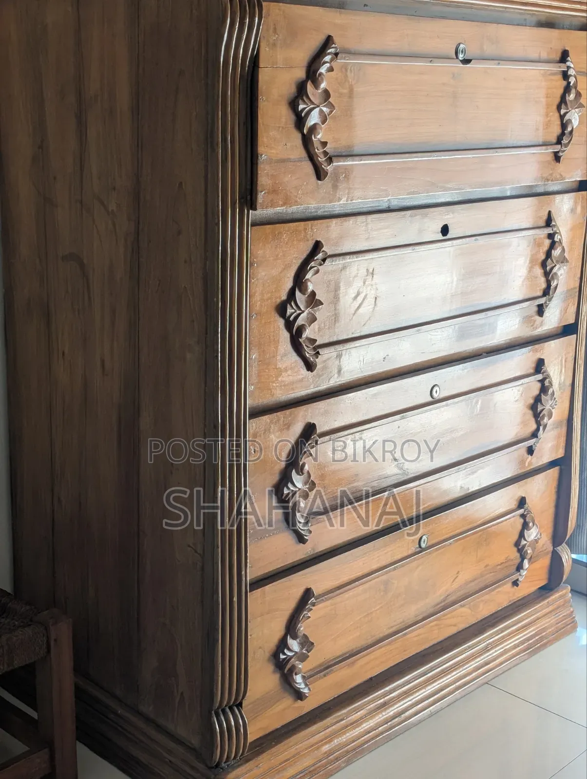 সেগুন কাঠের ওয়ার্ডরোব বিক্রয়