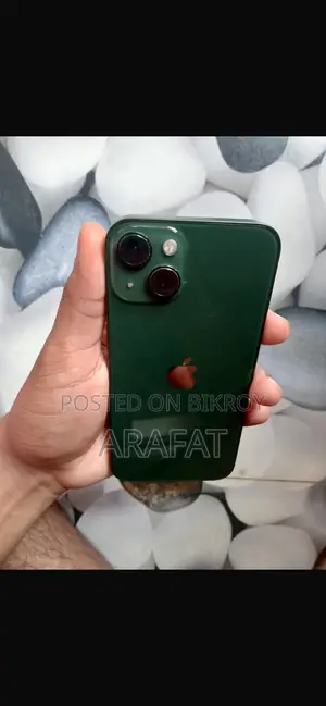Apple iPhone 13 128 GB Green