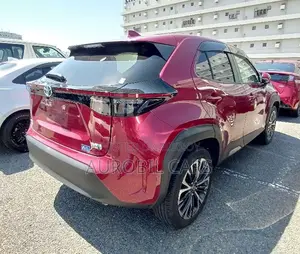 Toyota Yaris Cross 2021 Red