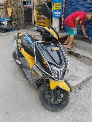 TVS Ntorq 125 2022 Yellow