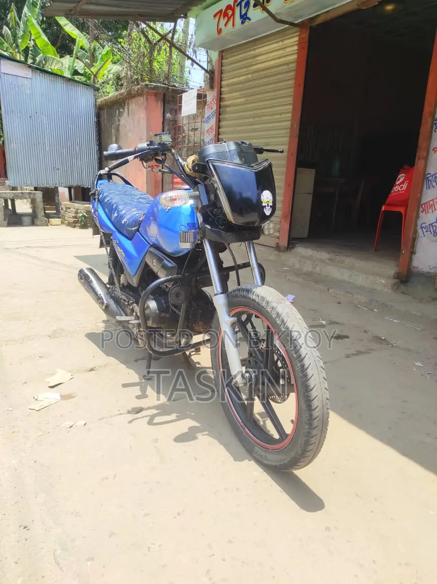 Runner Bullet 100 2018 Blue