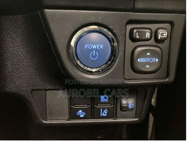 Toyota Corolla Fielder 2021 Black