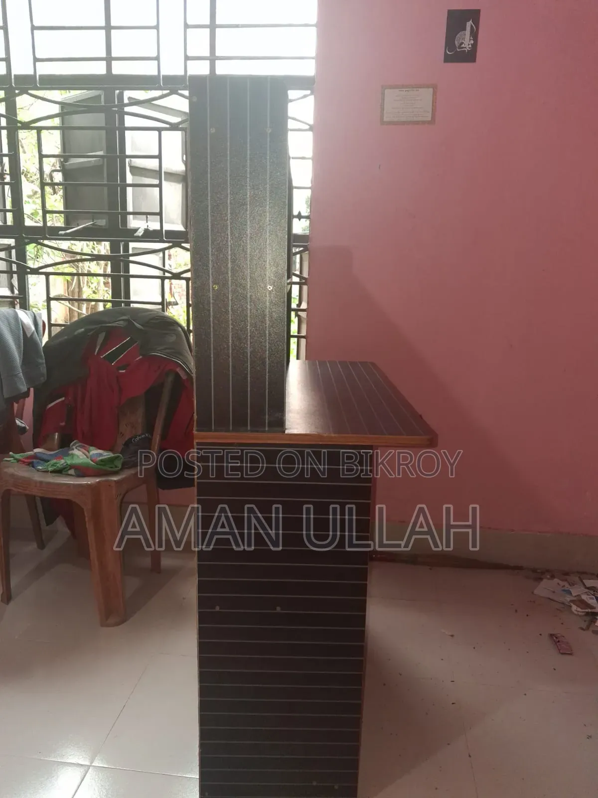 Want to sell a study table. Interested buyers please contact.