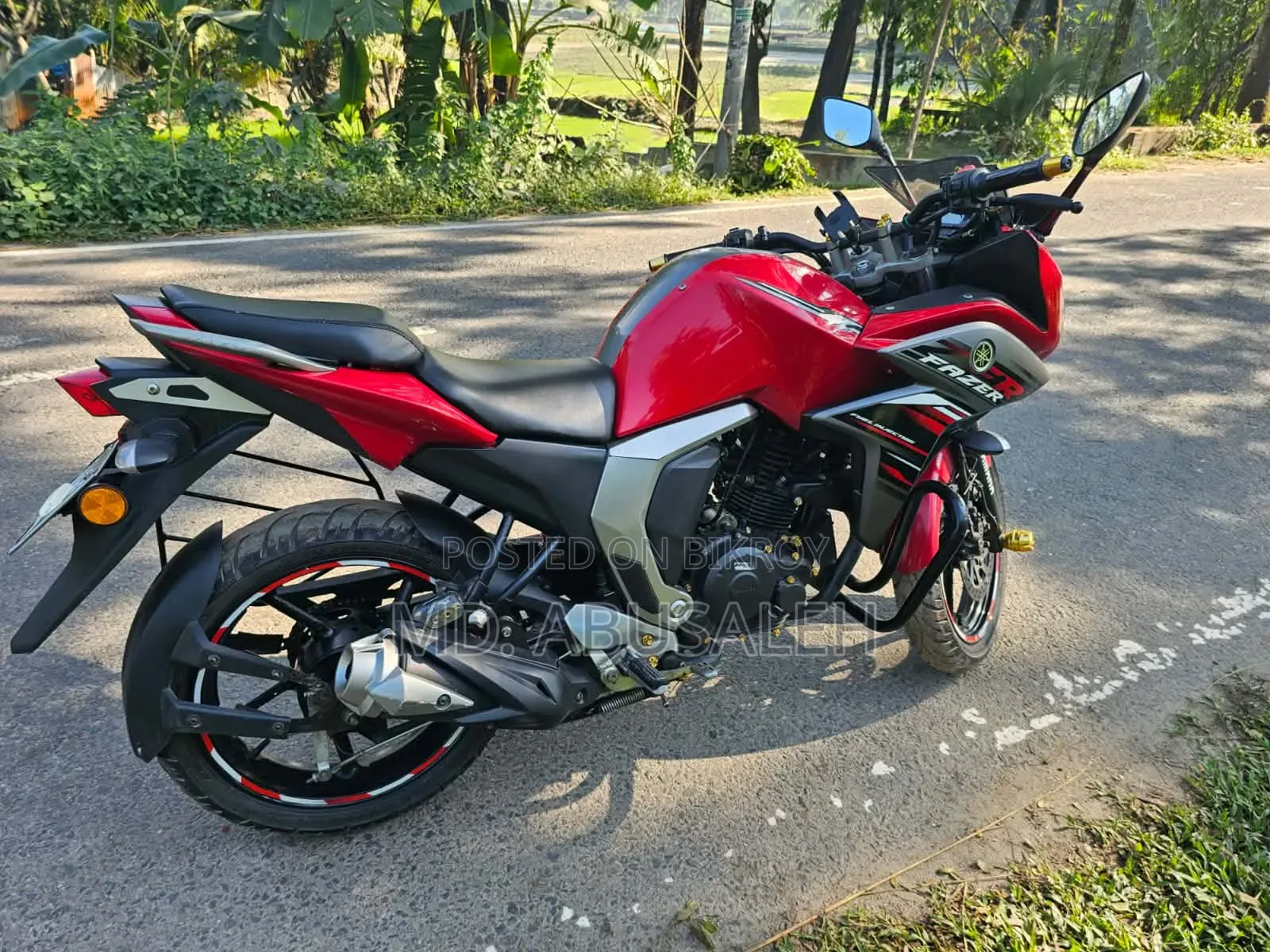 Yamaha 2023 Red