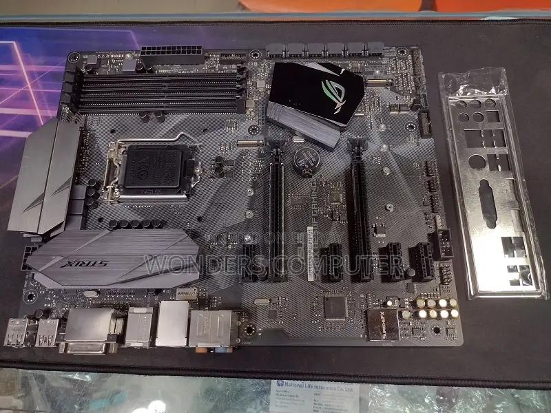 Asus Rog Strix B250f Gaming Full Atx Motherboard