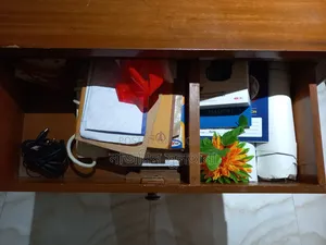 স্টাডি টেবিল বিক্রির জন্য