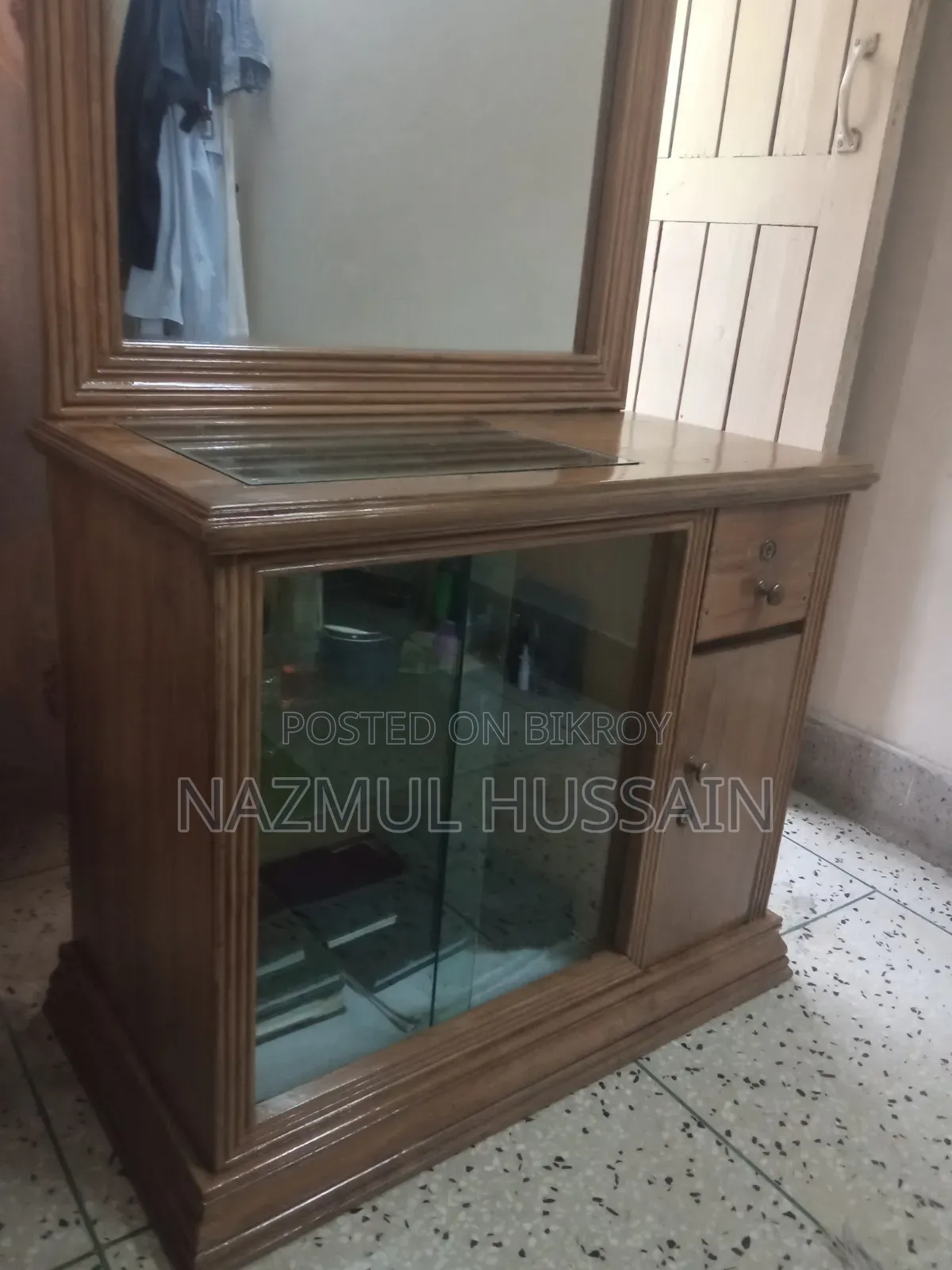Teak (Chittagong) Wood Dressing Table for Sale