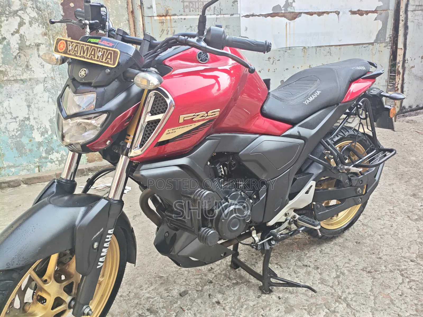 Yamaha 2023 Red