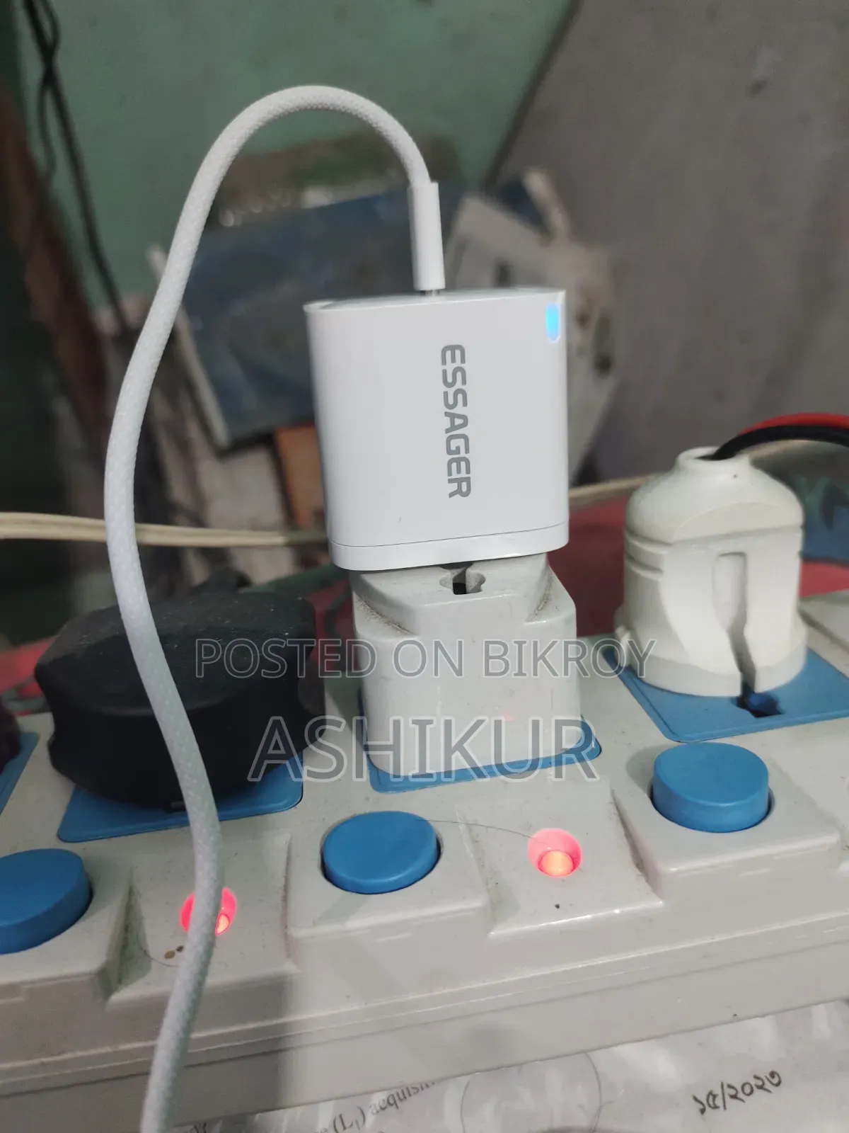 Essager 30W PD Charger With Type-C Cable
