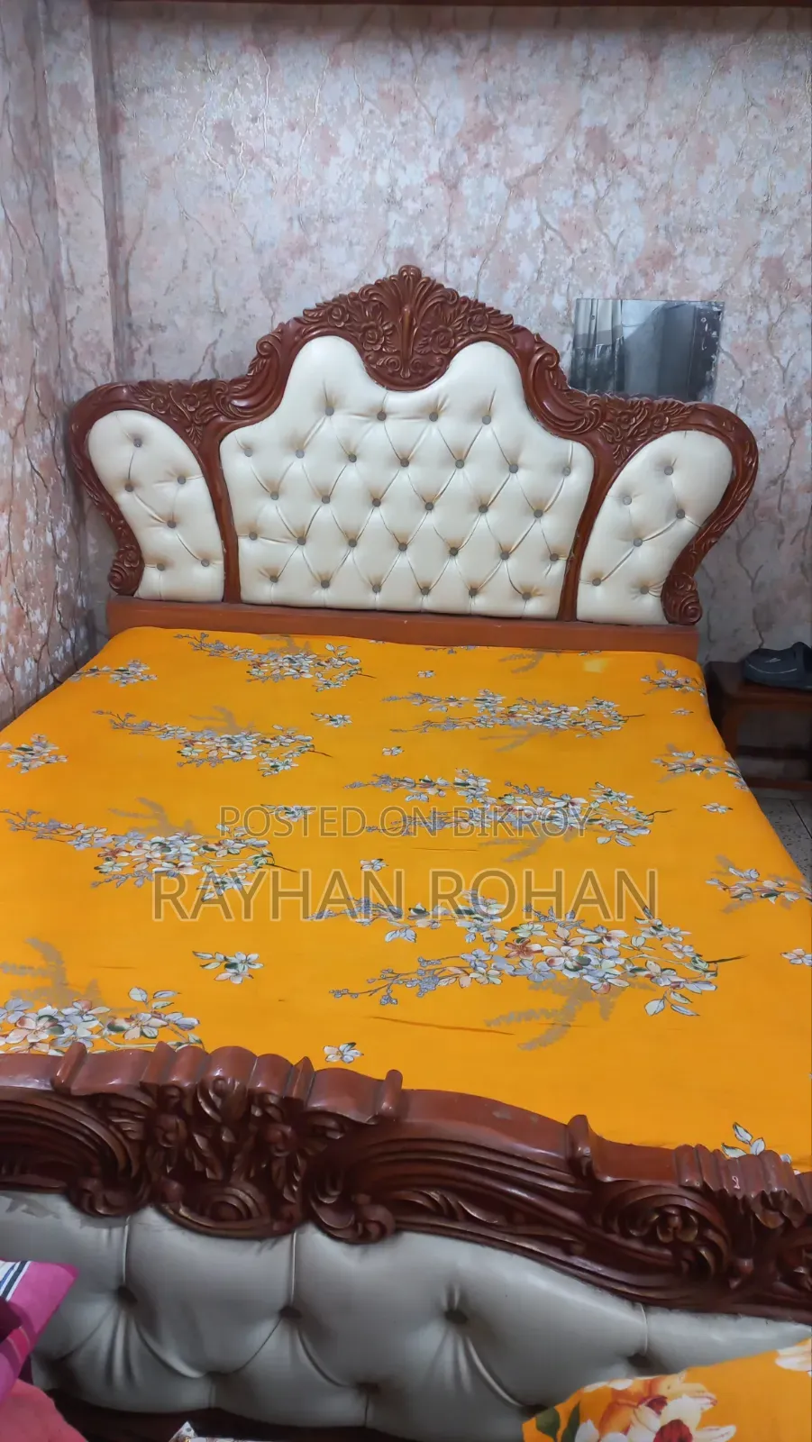 কিং সাইজ মেহগনি কাঠের লাক্সারি বেড