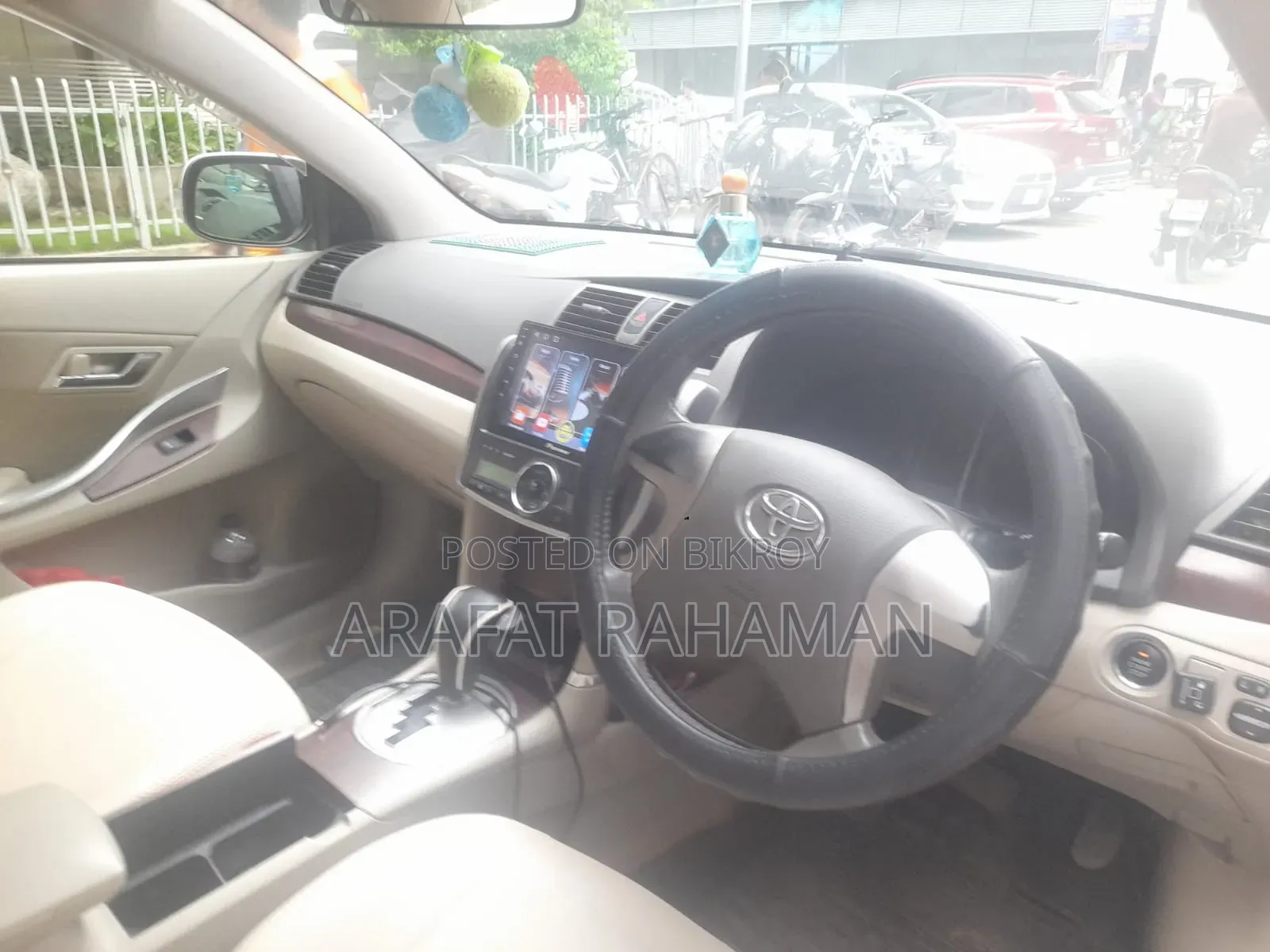 Toyota Premio 2012 Silver
