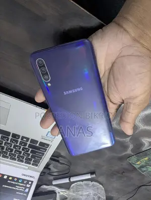 Samsung Galaxy A30s 64 GB Blue