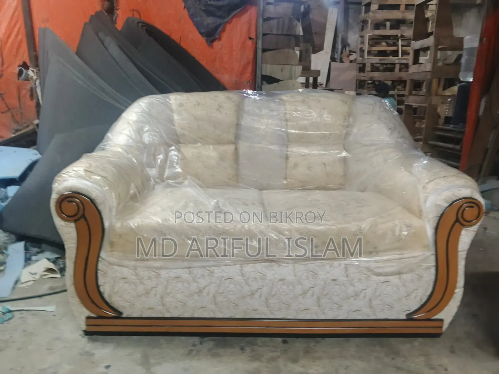 Get Stunning Sofas at Wholesale Prices Directly from the Factory