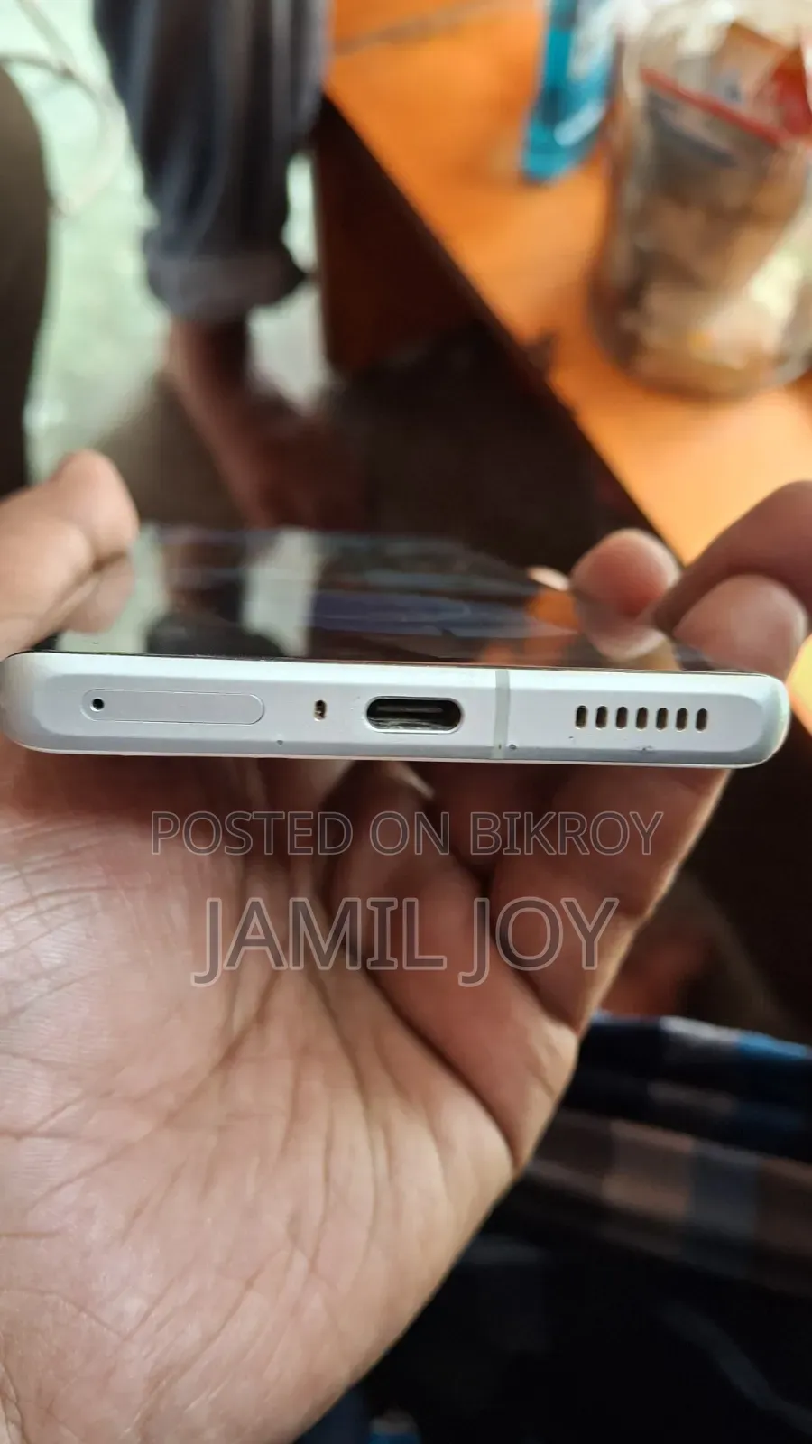 iQOO 256 GB White