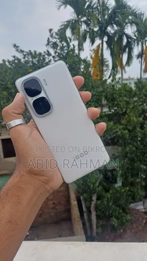 New iQOO 256 GB White
