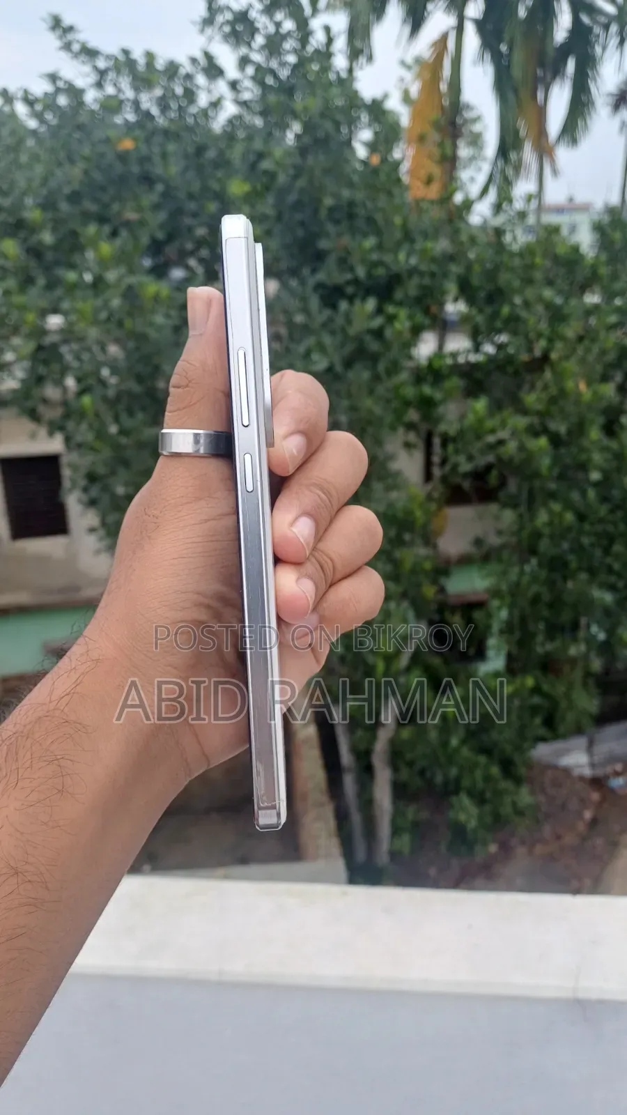New iQOO 256 GB White