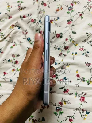 Google Pixel 7a 128 GB White