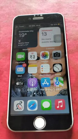 Apple iPhone 7 32 GB Red