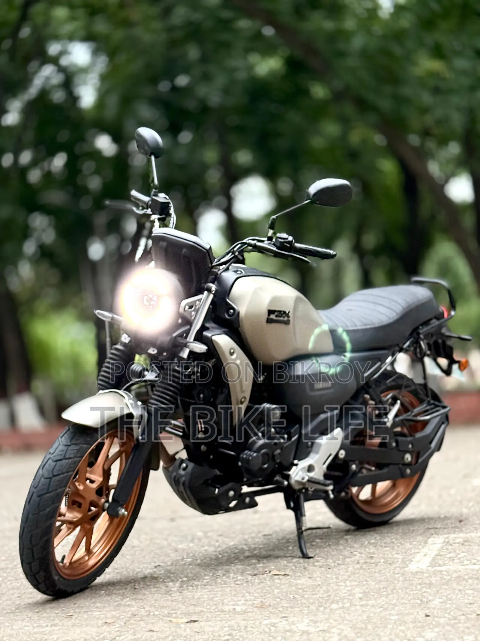 Yamaha 2025 Gray