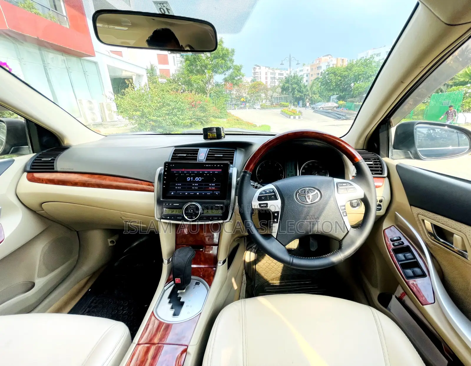 টয়োটা অ্যালিয়ন ২০১৩ ব্ল্যাক
