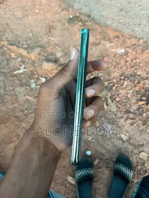 Vivo Y17 256 GB White