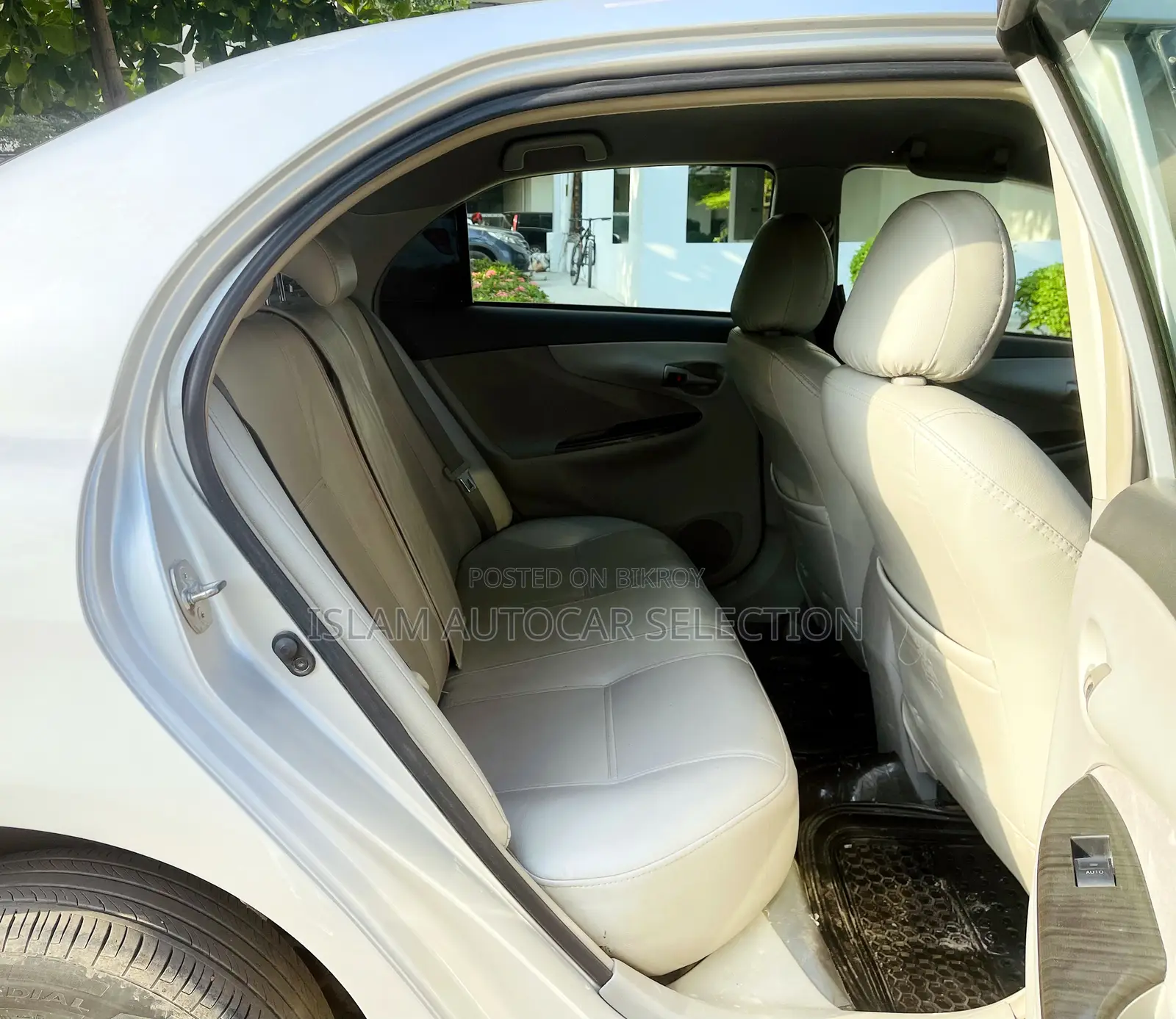 Toyota Axio 2010 Silver