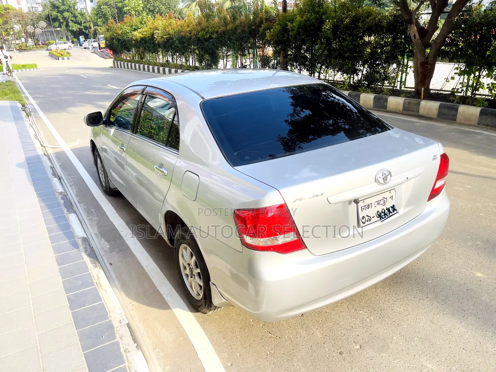 Toyota Axio 2010 Silver